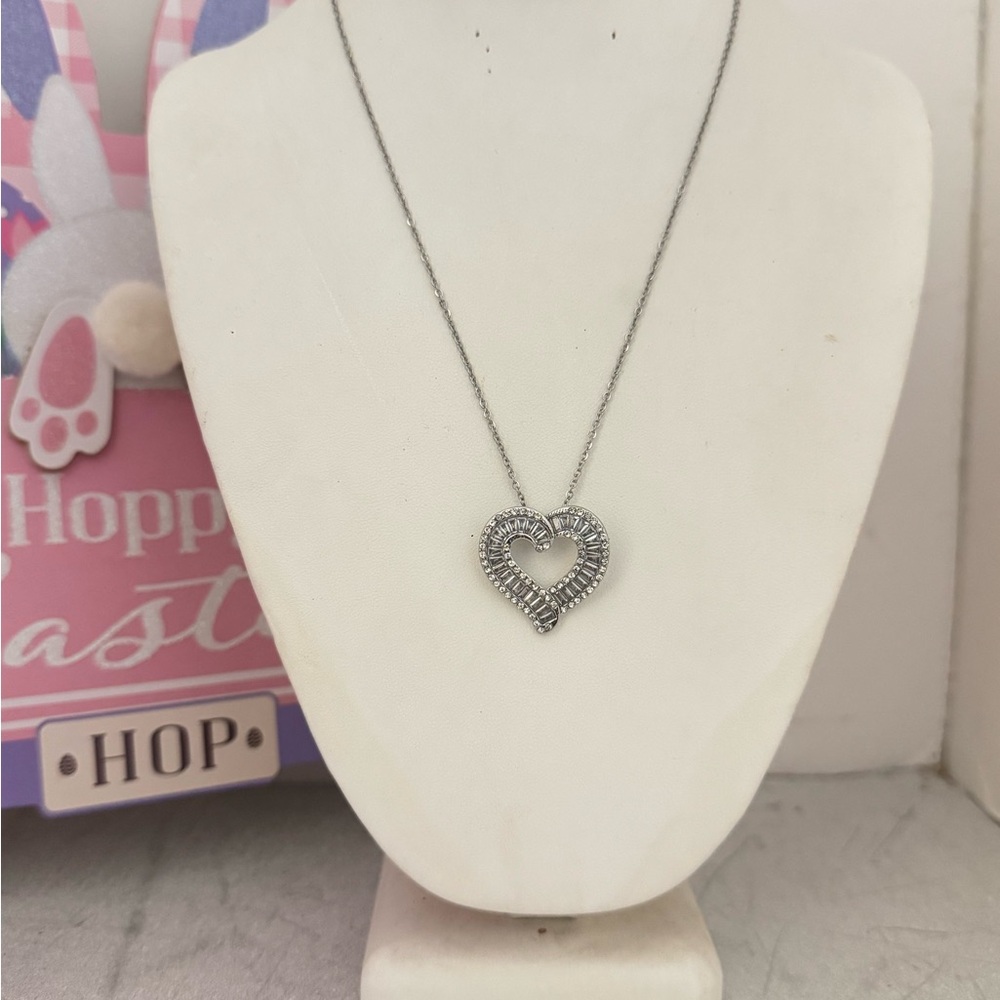 COPY - DENKAYS STATEMENT NECKLACE